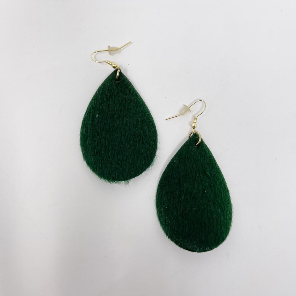 Boutique Emerald Green Faux Leather Teardrop Earrings Statement Textured Costume